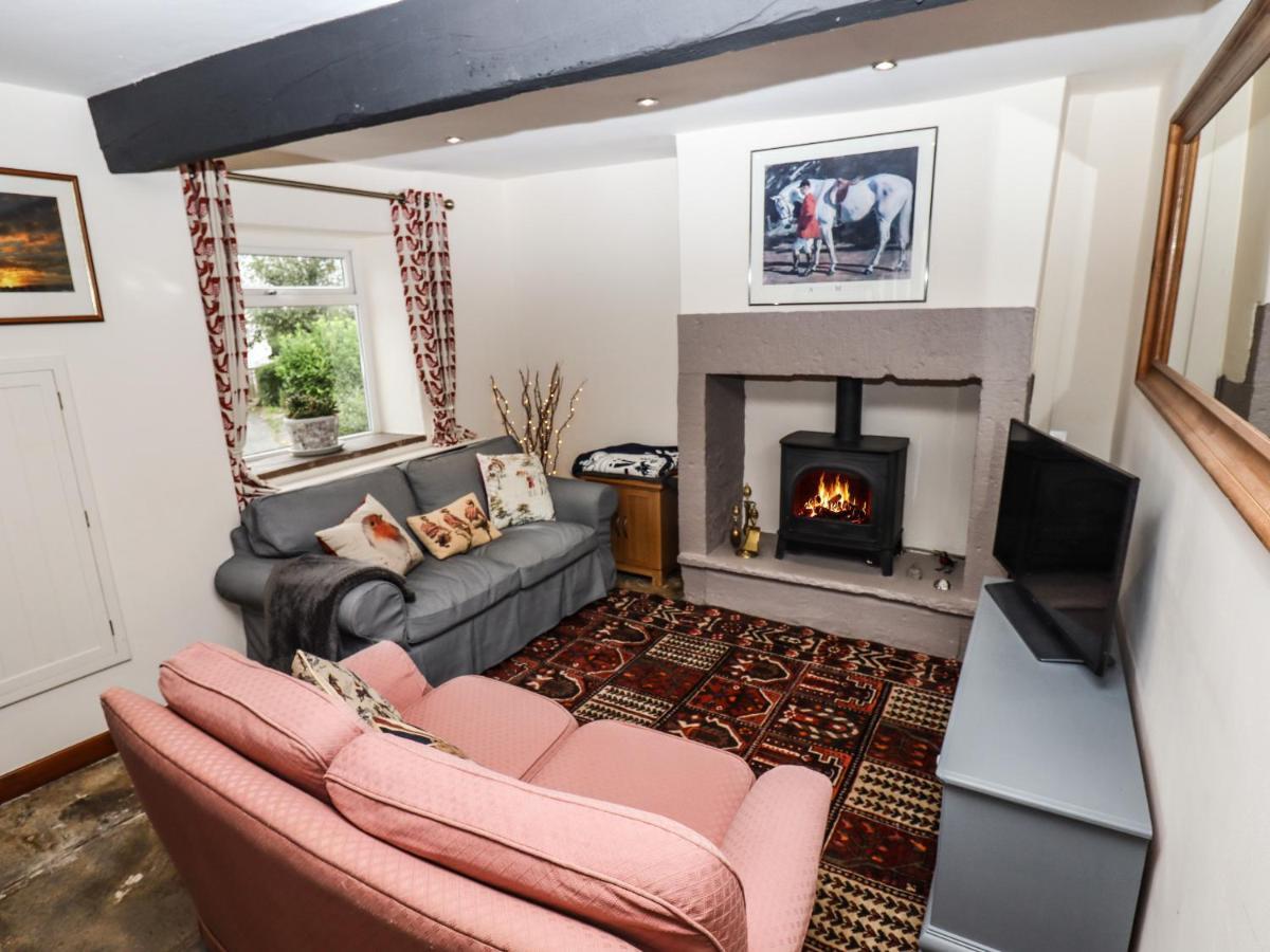 Villa Bendigedig à Blackburn  Extérieur photo