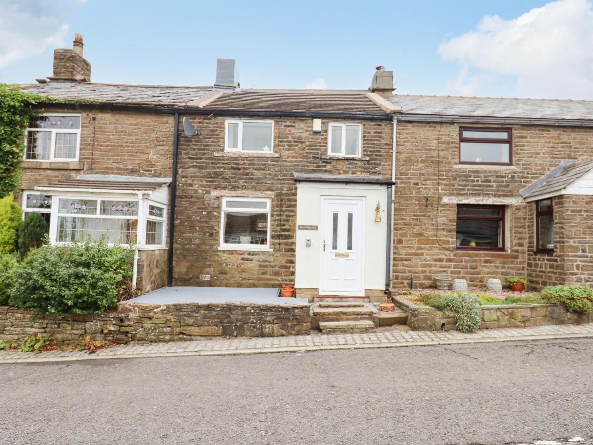 Villa Bendigedig à Blackburn  Extérieur photo