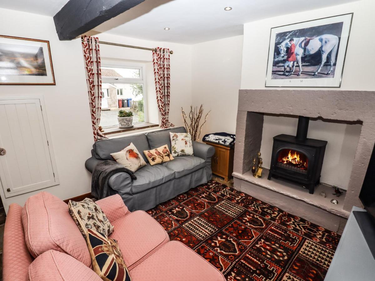 Villa Bendigedig à Blackburn  Extérieur photo